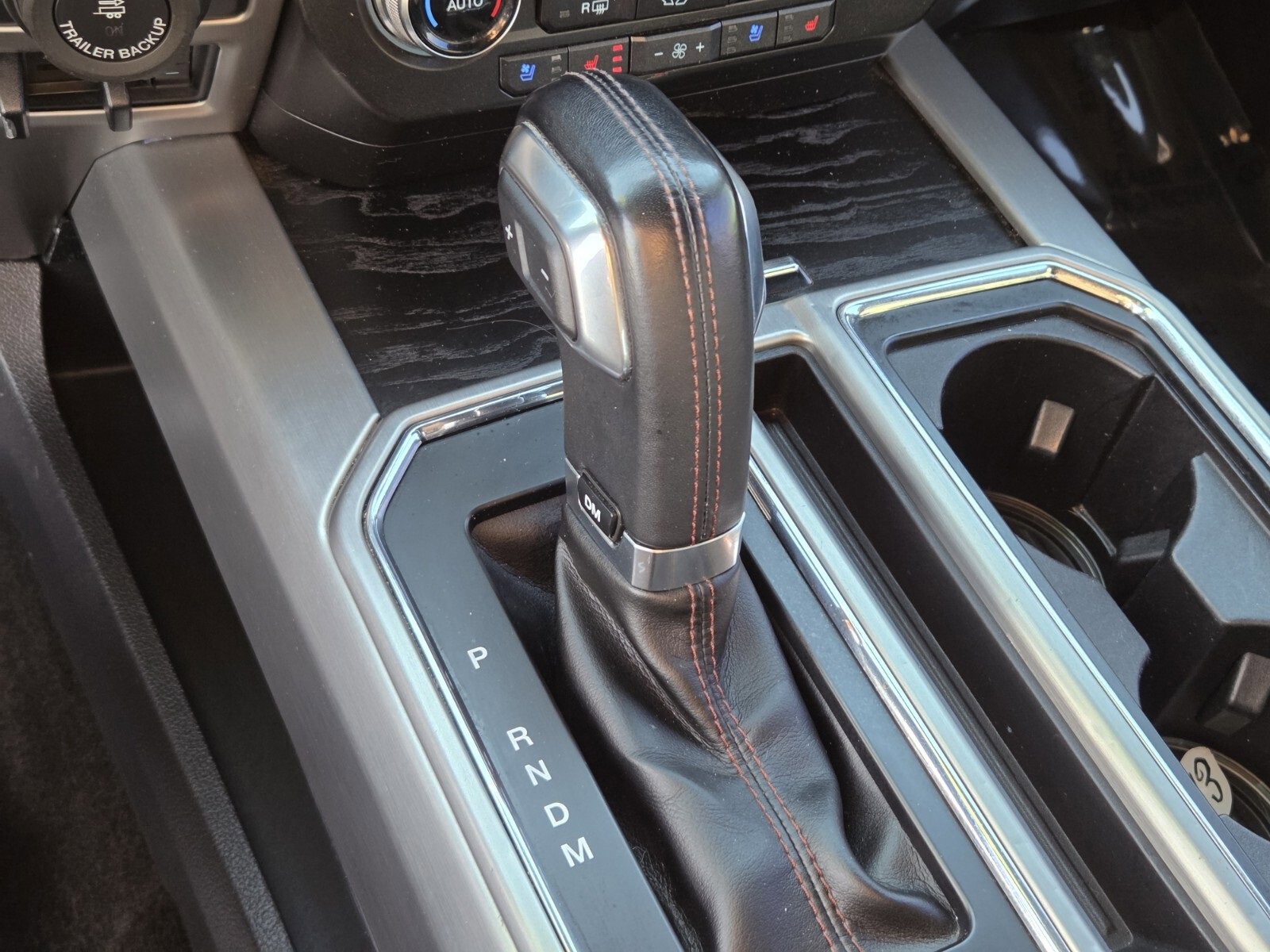 Certified 2018 Ford F150 Platinum w/ Equipment Group 701A Luxury image 24