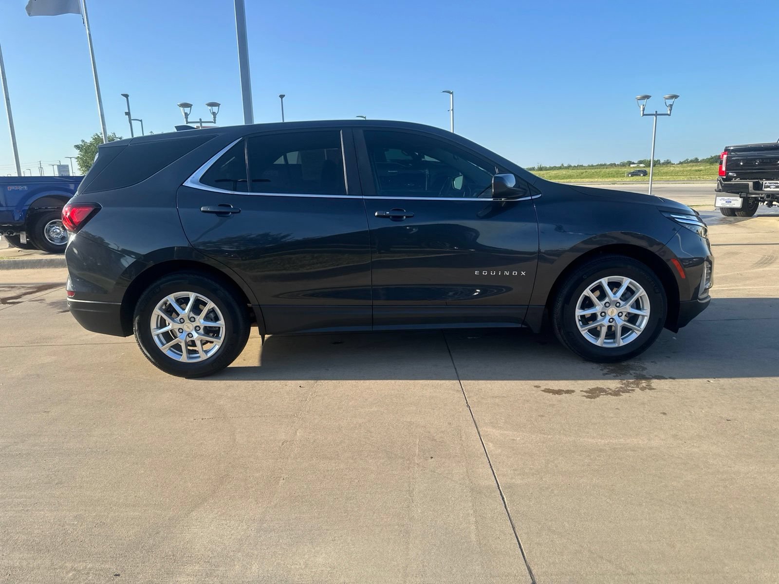 Used 2022 Chevrolet Equinox LT FWD image 7