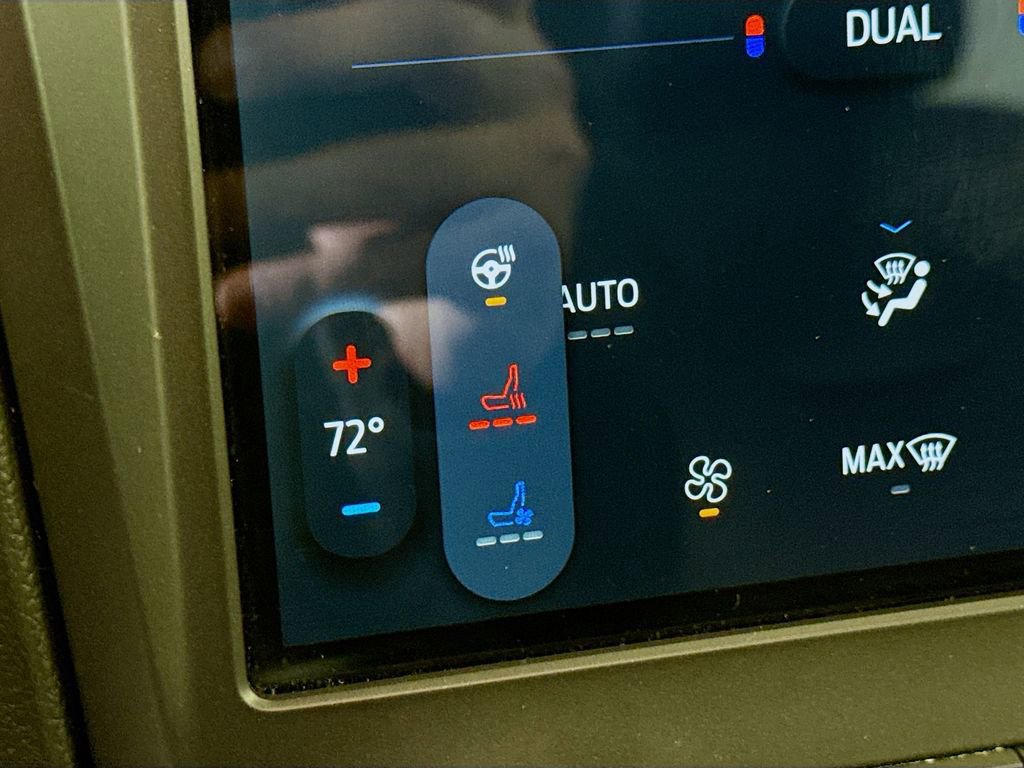 Certified 2022 Ford Edge Titanium w/ Equipment Group 301A image 24