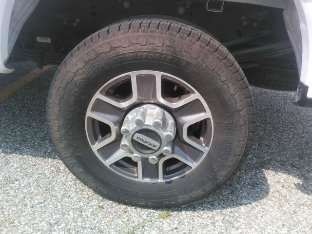 Certified 2025 Ford F350 XLT AWD/4WD image 16