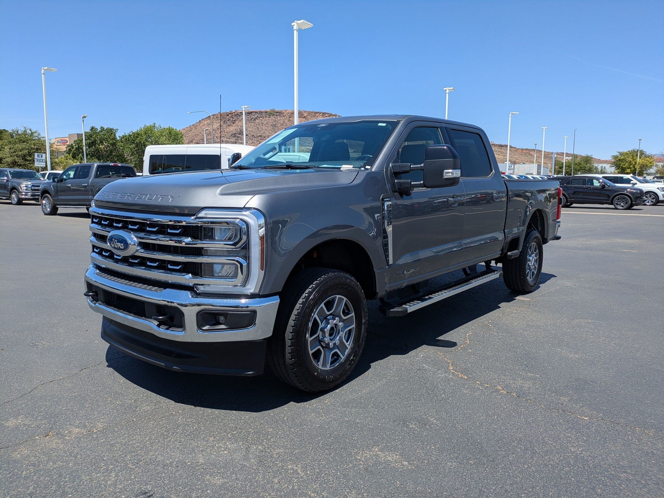 Certified 2025 Ford F250 Lariat AWD/4WD image 9