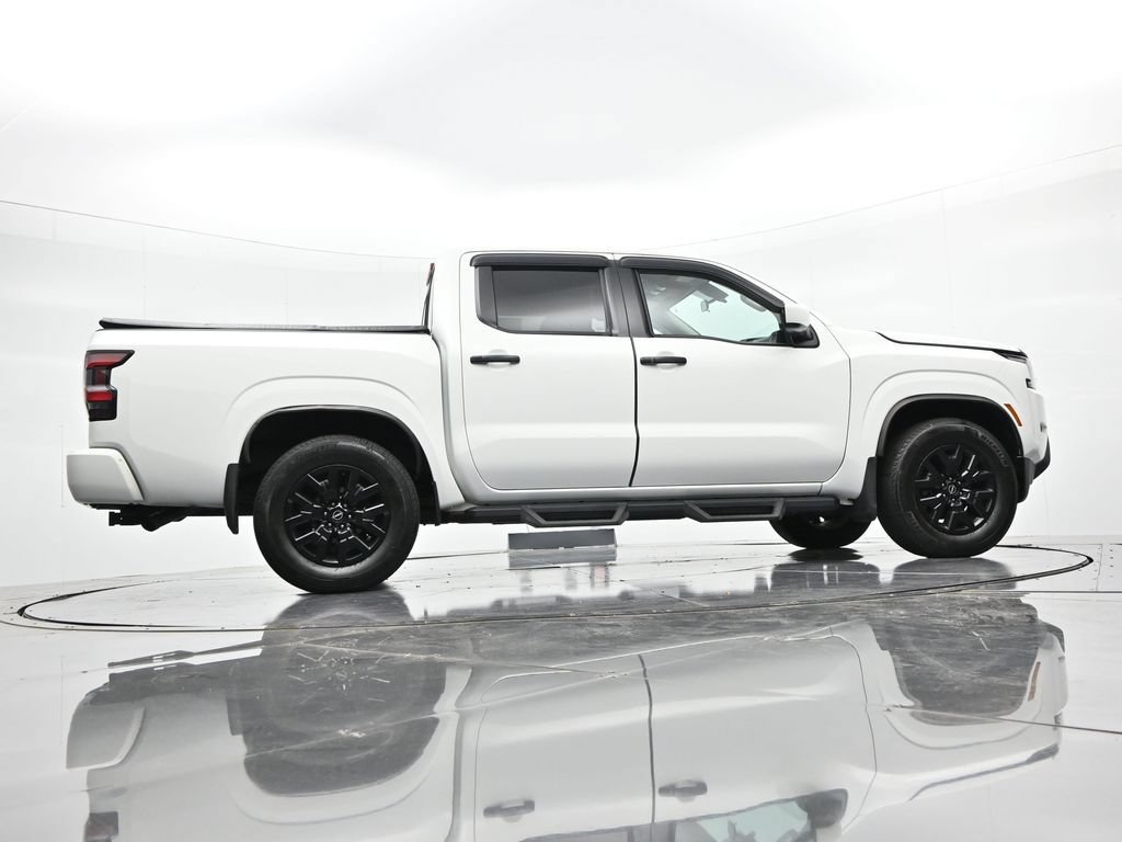 Used 2022 Nissan Frontier SV AWD/4WD image 24