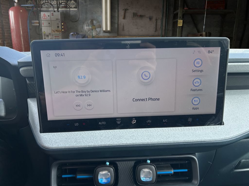 Certified 2025 Ford Maverick XLT FWD image 24