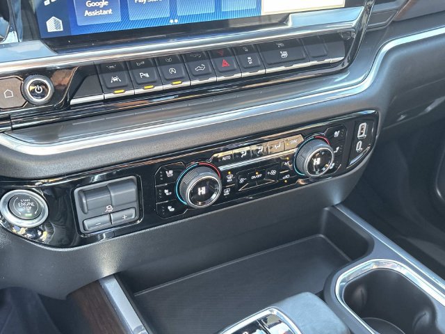Used 2025 Chevrolet Silverado 1500 High Country AWD/4WD image 36