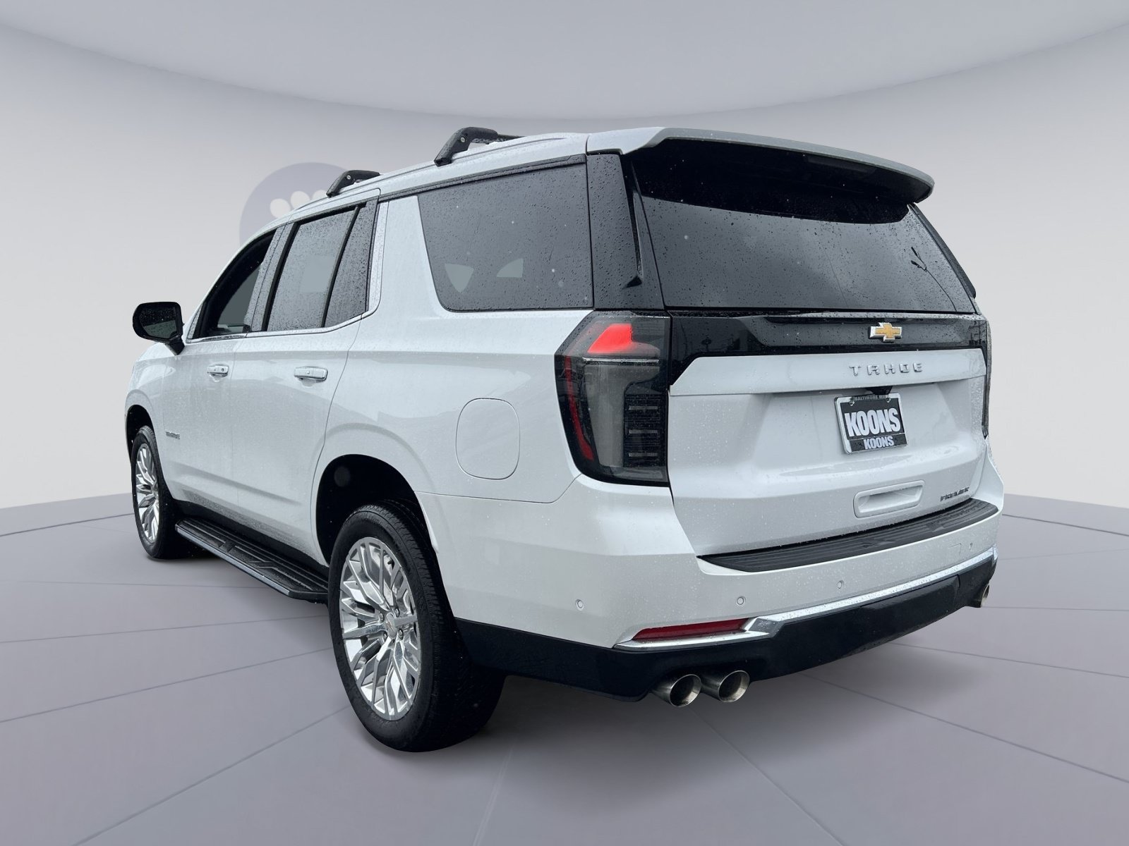 Used 2025 Chevrolet Tahoe Premier AWD/4WD image 4