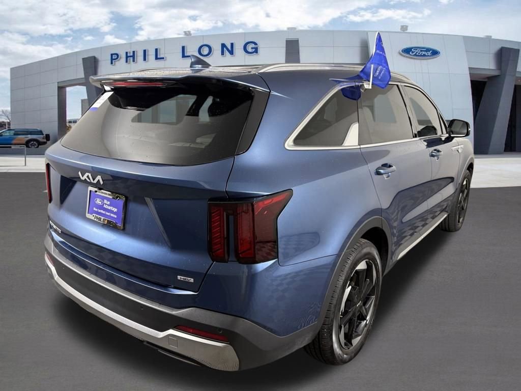 Used 2025 Kia Sorento EX FWD image 5