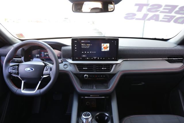 Certified 2025 Ford Explorer ST-Line w/ Premium Package RWD image 31