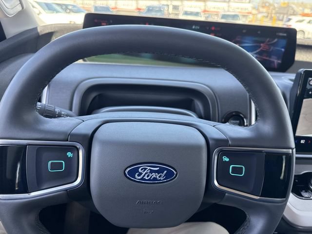 Certified 2025 Ford Expedition Active AWD/4WD image 25
