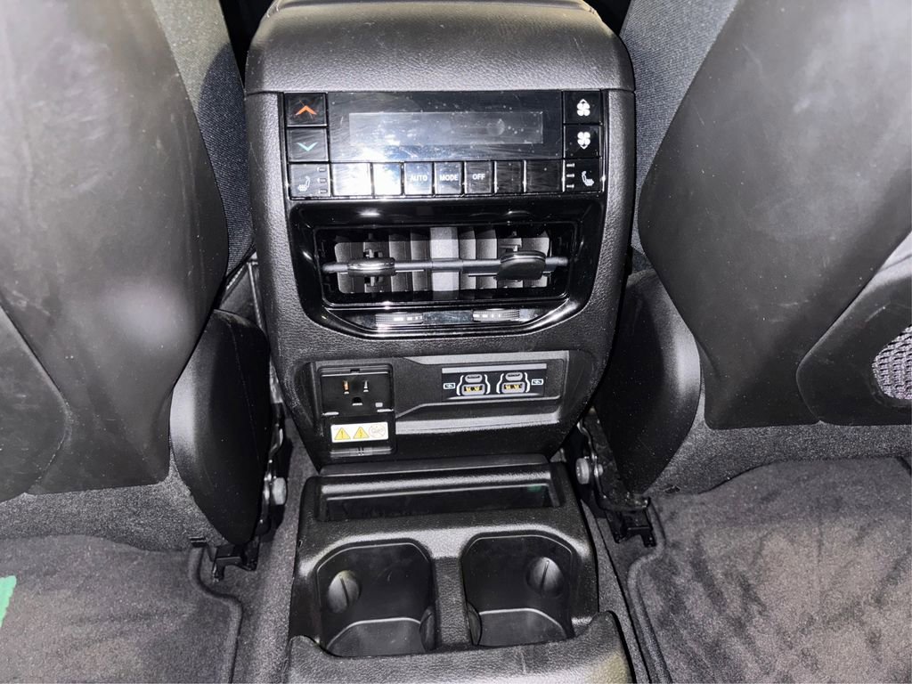Used 2021 Jeep Grand Cherokee L Limited AWD/4WD image 30
