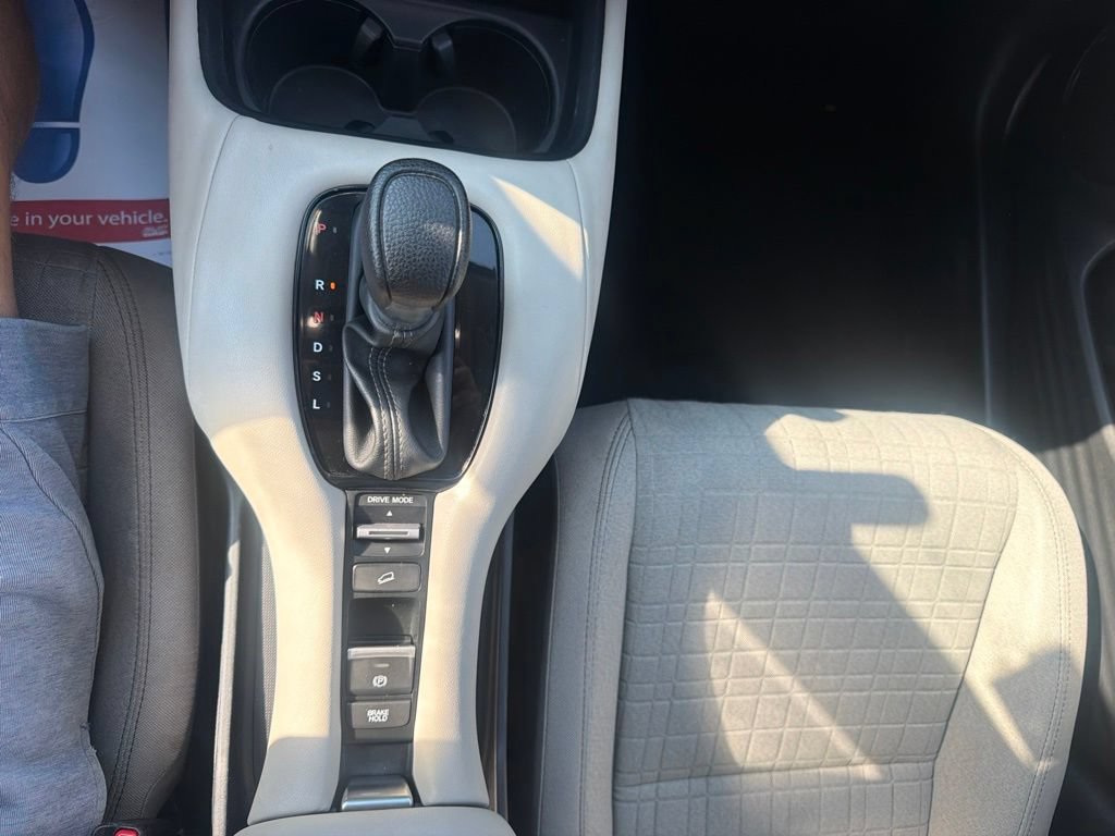 Used 2024 Honda HR-V LX image 32