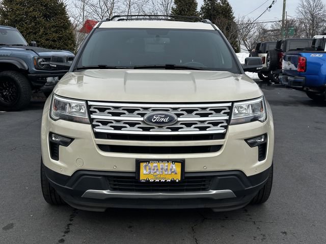 Certified 2018 Ford Explorer XLT w/ Equipment Group 202A image 9