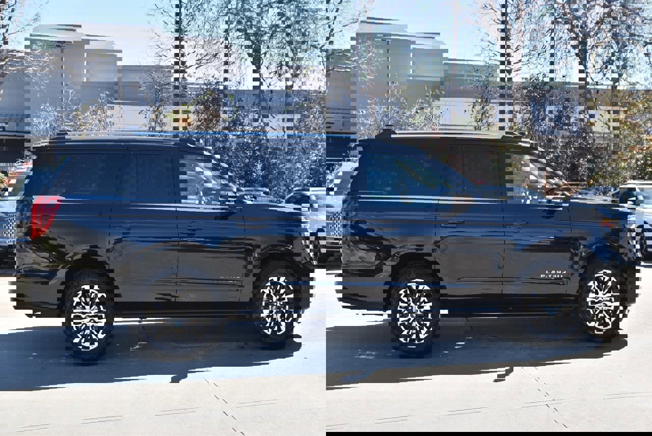 Certified 2025 Ford Expedition Max Platinum image 6