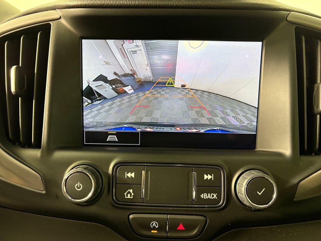 Used 2024 GMC Terrain AT4 w/ Infotainment Package II AWD/4WD image 18