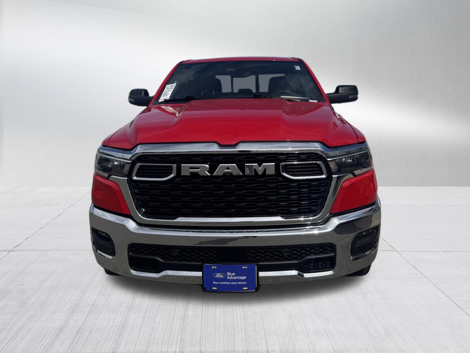 Used 2025 RAM 1500 Big Horn AWD/4WD image 2