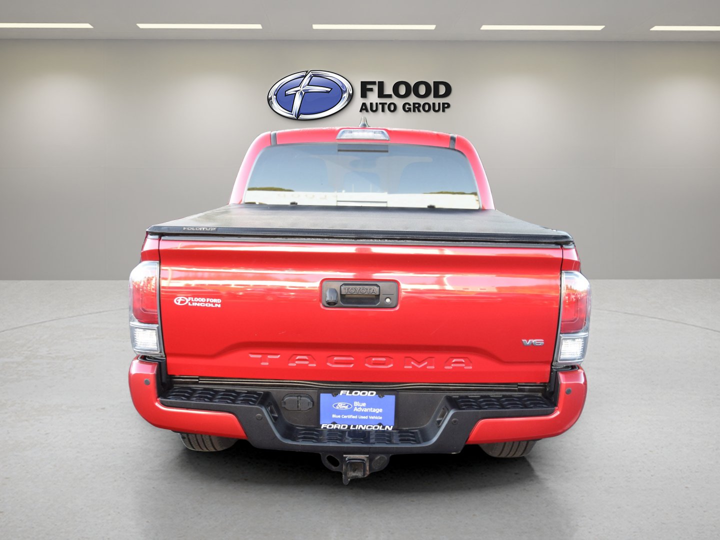 Used 2020 Toyota Tacoma TRD Off-Road w/ Technology Package AWD/4WD image 5