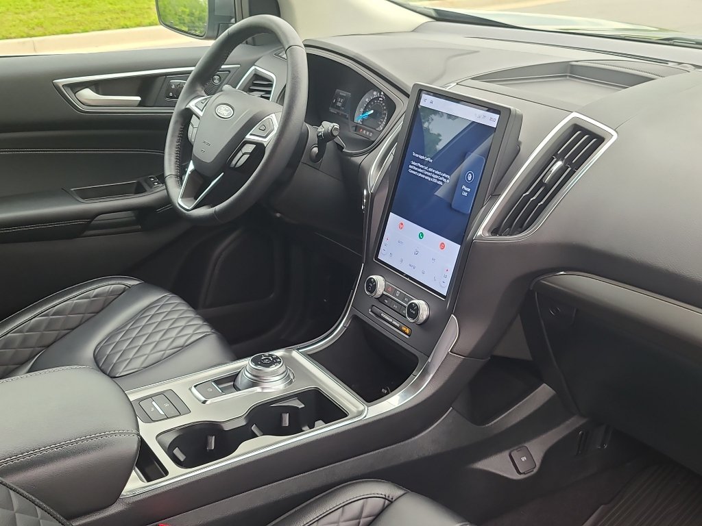 Certified 2024 Ford Edge Titanium AWD/4WD image 28