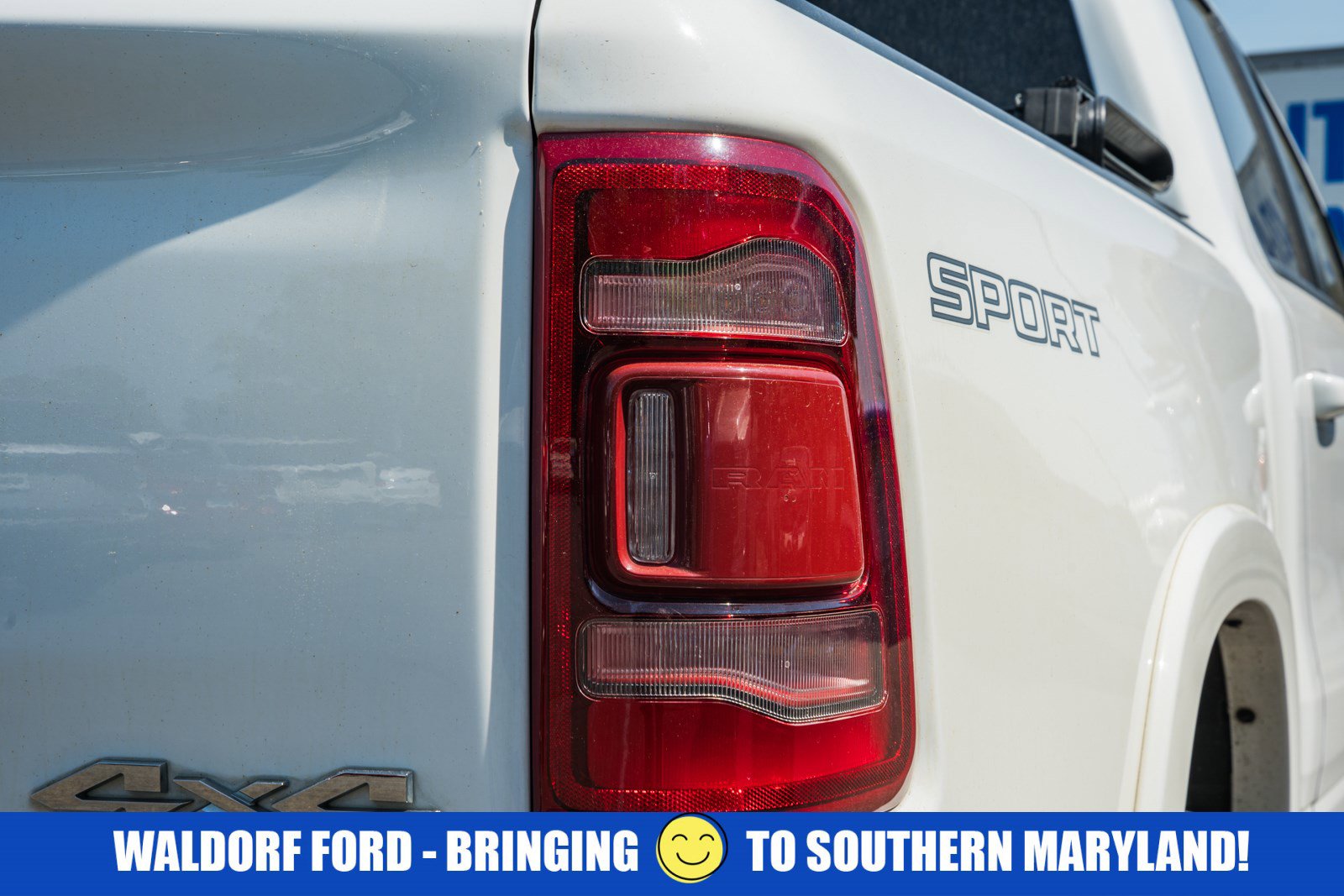 Used 2022 RAM 1500 Laramie w/ Sport Appearance Package AWD/4WD image 6