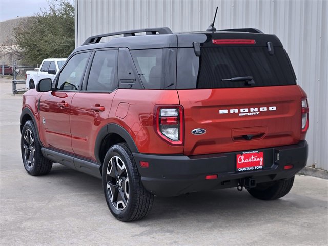 Certified 2022 Ford Bronco Sport Outer Banks w/ Tech Package image 4