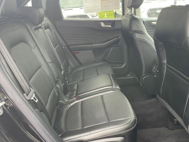 Certified 2022 Ford Escape SEL AWD/4WD image 27