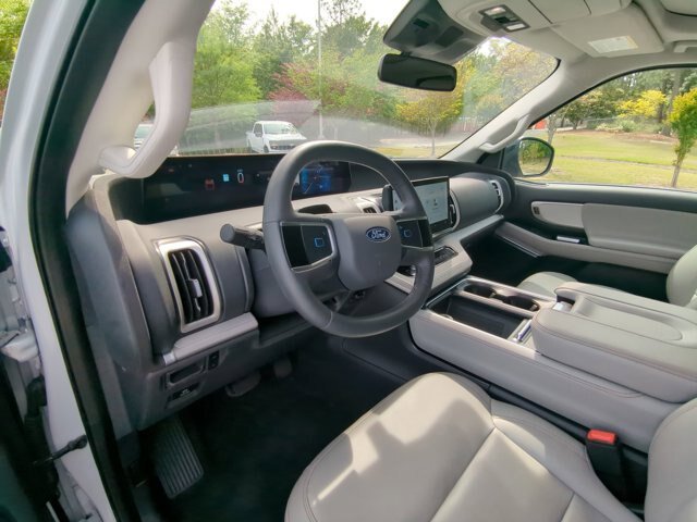 Certified 2025 Ford Expedition Active RWD image 17