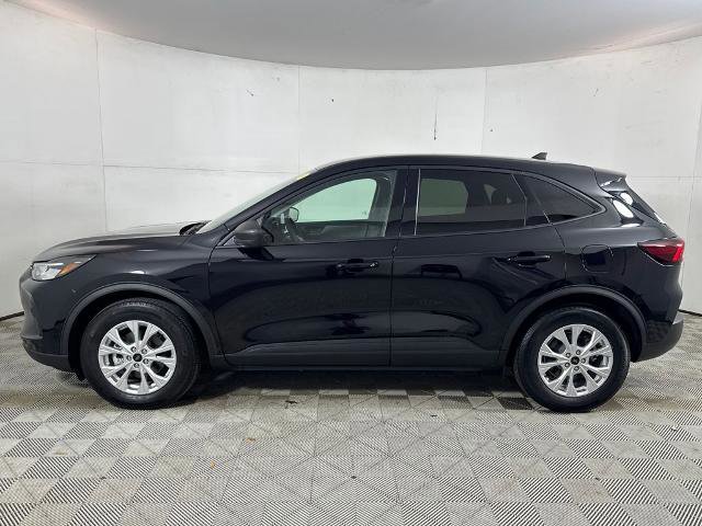 Certified 2025 Ford Escape Active image 2