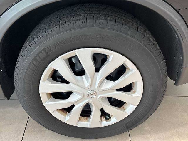 Used 2017 Nissan Rogue S image 30