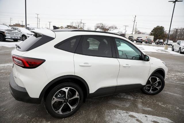 Certified 2025 Ford Escape ST-Line Elite w/ Tech Pack #1 image 6