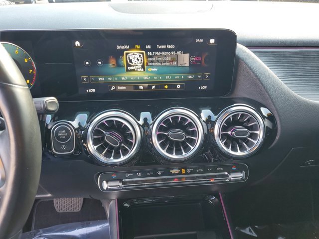 Used 2023 Mercedes-Benz GLA 250 4MATIC image 27