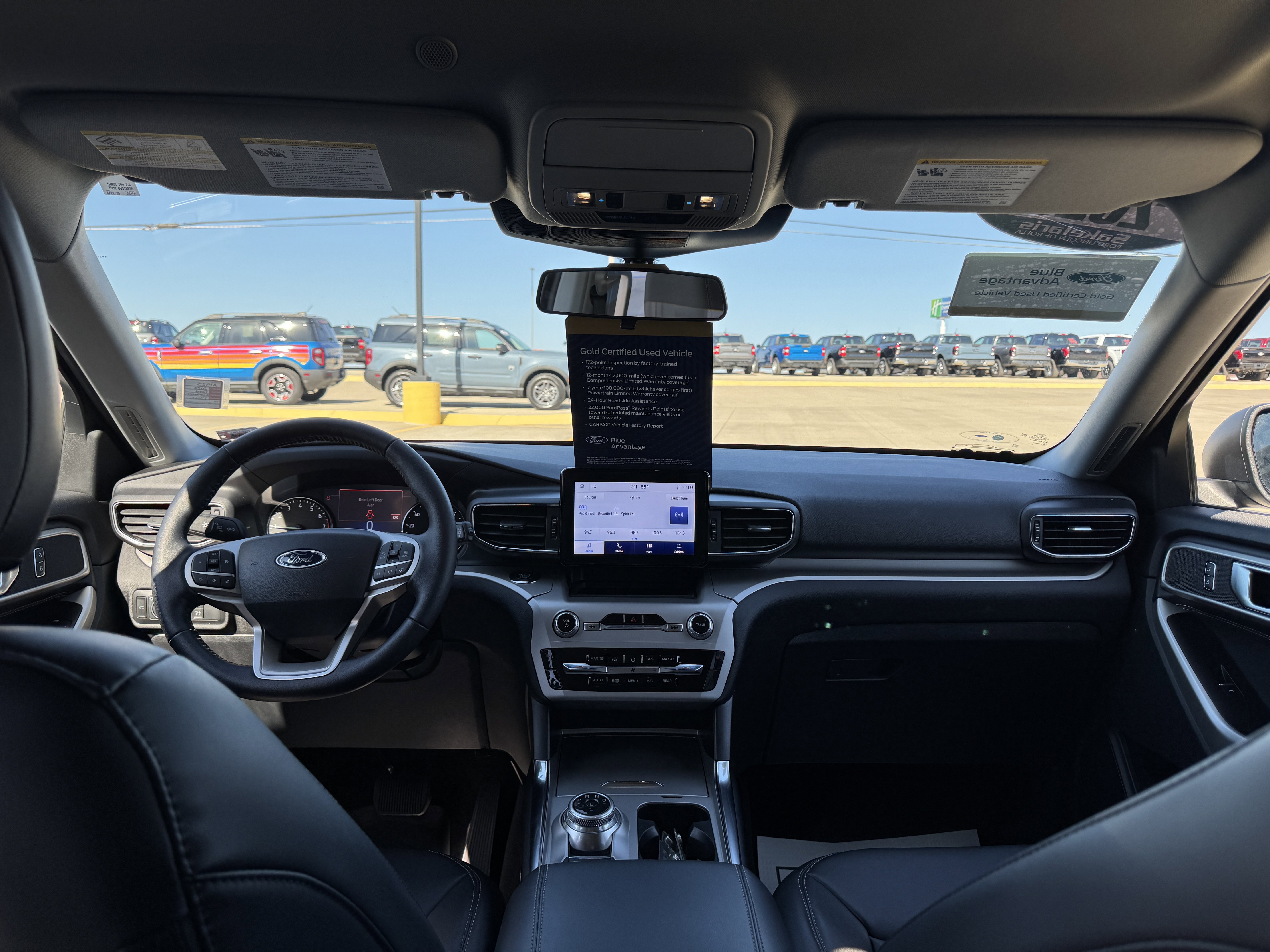 Certified 2022 Ford Explorer XLT w/ Equipment Group 202A image 35