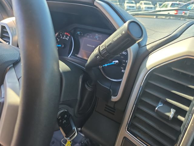 Certified 2019 Ford F250 Lariat w/ Lariat Value Package AWD/4WD image 20