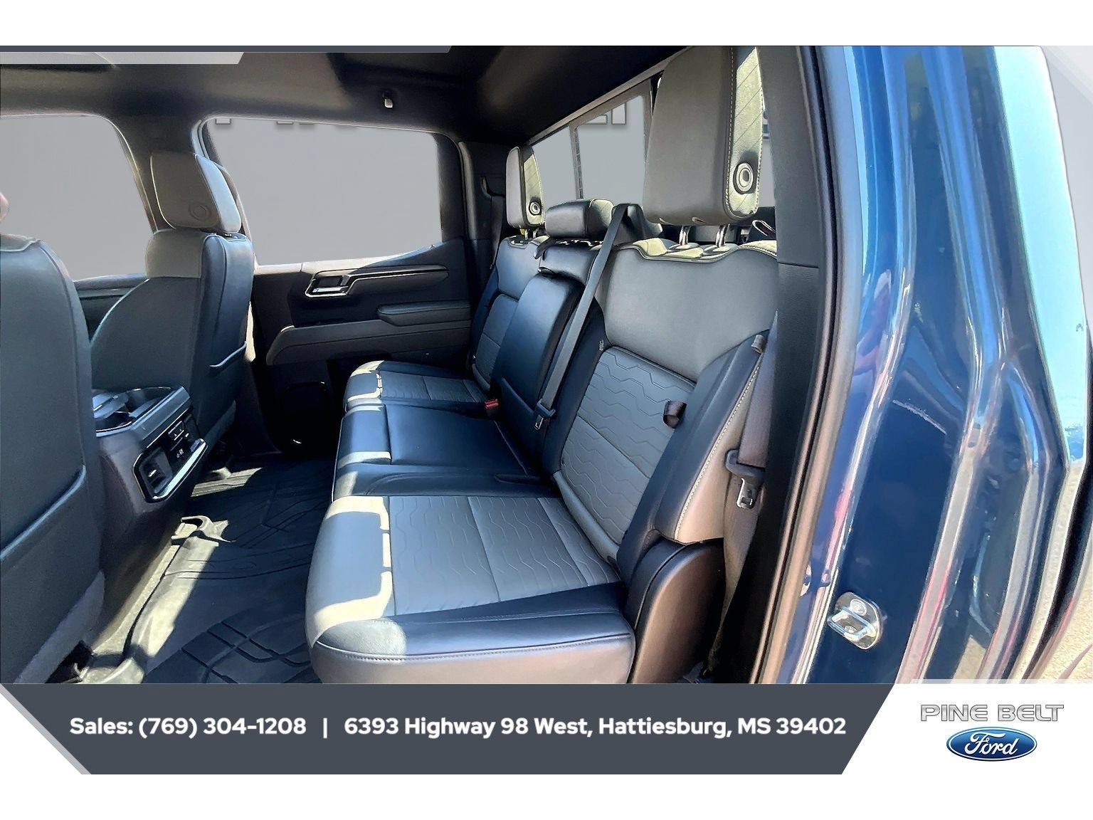 Used 2024 Chevrolet Silverado 1500 ZR2 w/ Technology Package AWD/4WD image 20