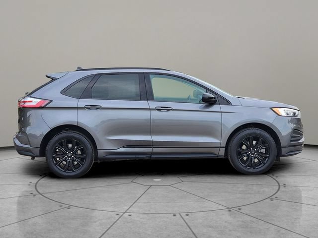 Certified 2024 Ford Edge SE w/ Black Appearance Package AWD/4WD image 13