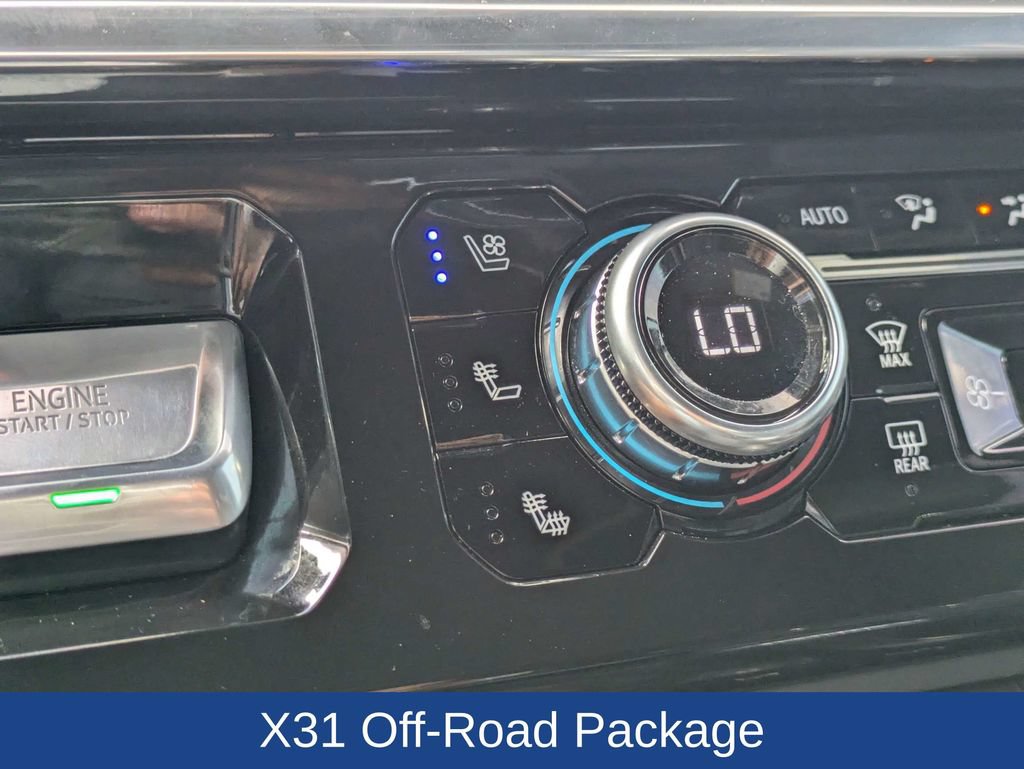 Used 2026 GMC Sierra 2500 Denali w/ Denali Reserve Package AWD/4WD image 25