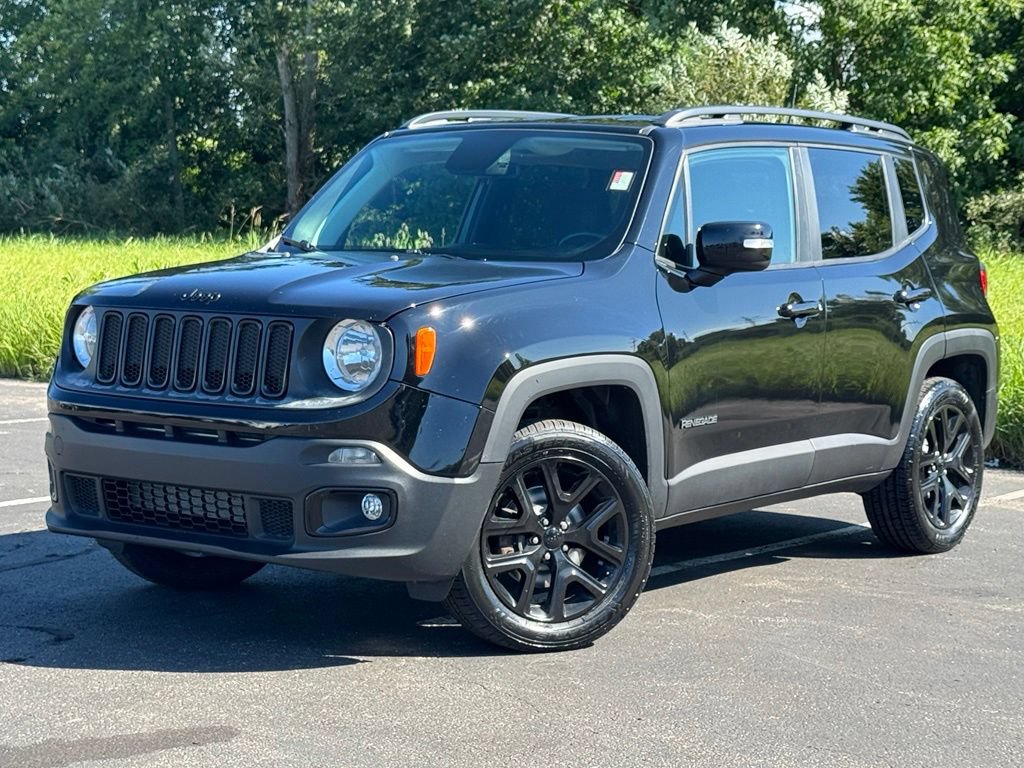 Used 2018 Jeep Renegade Altitude AWD/4WD image 2