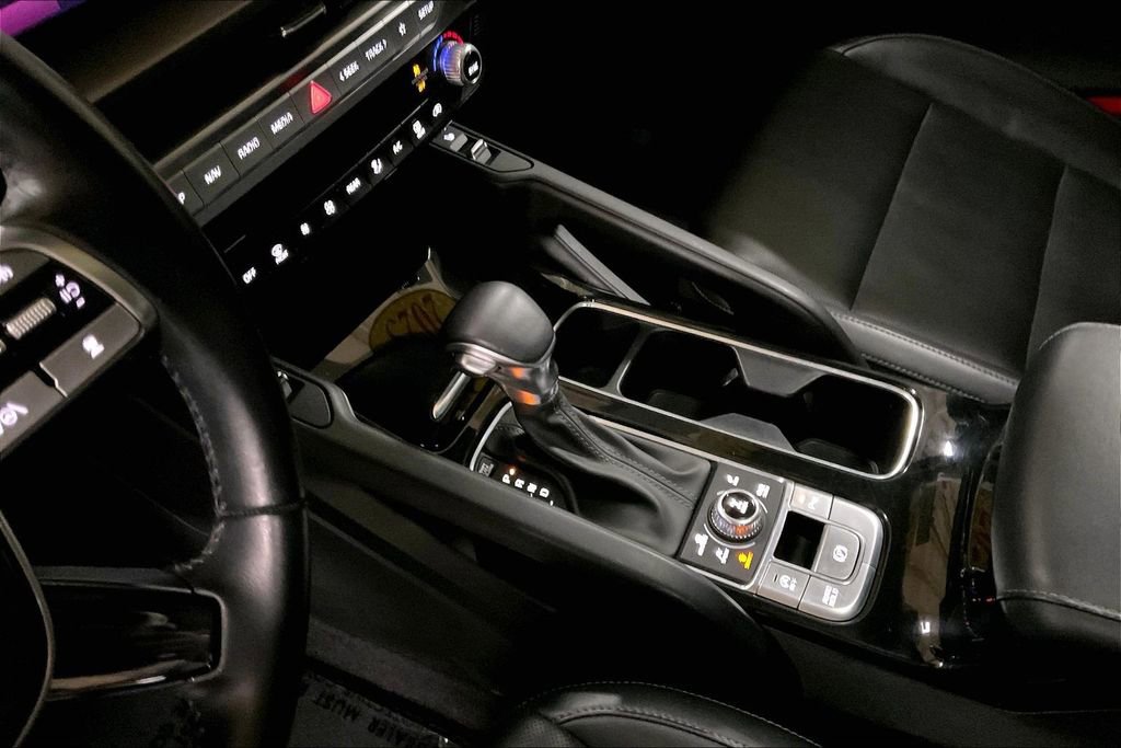 Used 2025 Kia Telluride S AWD/4WD image 16
