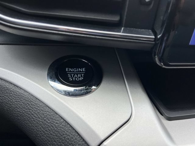 Certified 2024 Ford Explorer XLT w/ Equipment Group 202A AWD/4WD image 41
