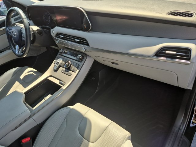 Used 2022 Hyundai Palisade SEL w/ Premium Package FWD image 26