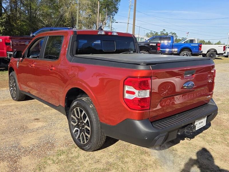 Certified 2024 Ford Maverick Lariat image 3