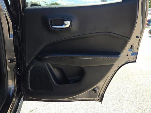 Used 2018 Jeep Compass Latitude w/ Popular Equipment Group image 13