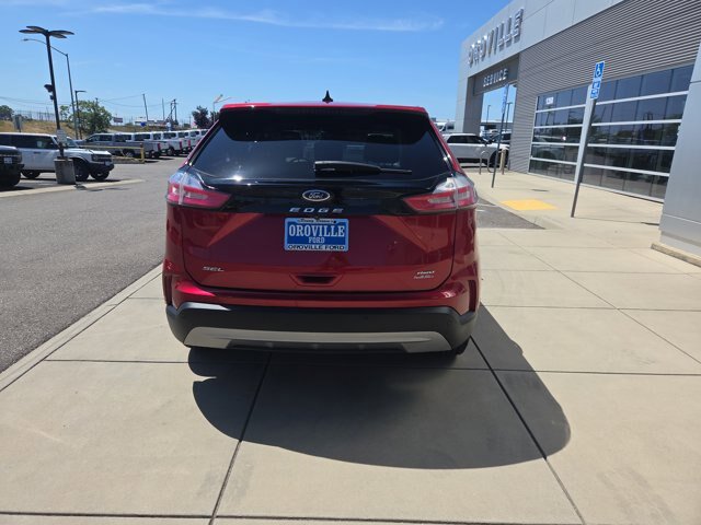 Certified 2022 Ford Edge SEL w/ Convenience Package AWD/4WD image 4