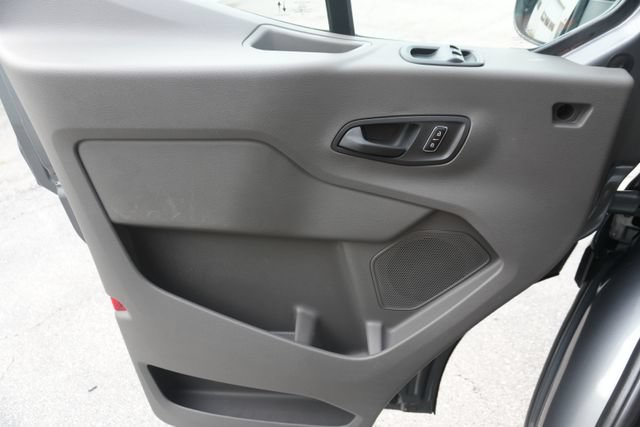 Certified 2024 Ford Transit 250 148 Medium Roof Extended AWD image 26