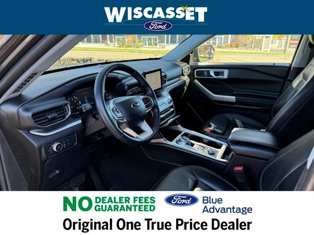 Certified 2022 Ford Explorer XLT w/ Equipment Group 202A image 11