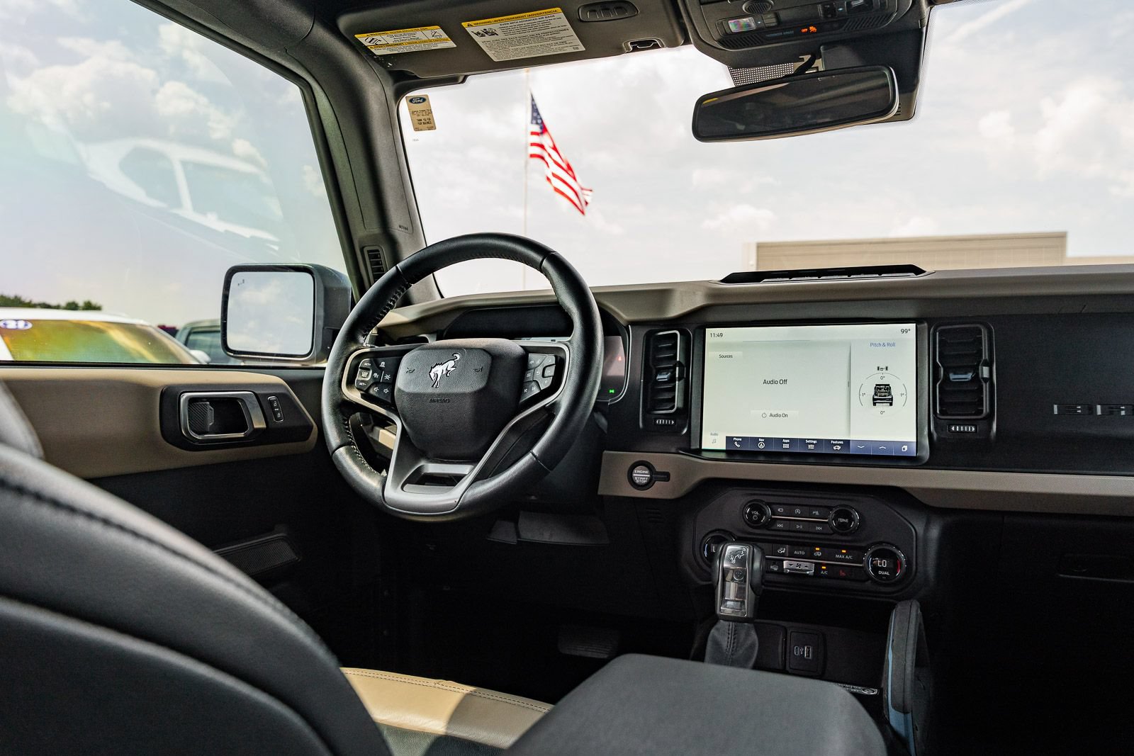 Certified 2023 Ford Bronco Wildtrak AWD/4WD image 30