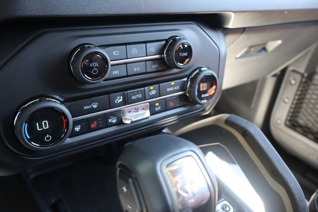 Certified 2025 Ford Bronco Badlands AWD/4WD image 28