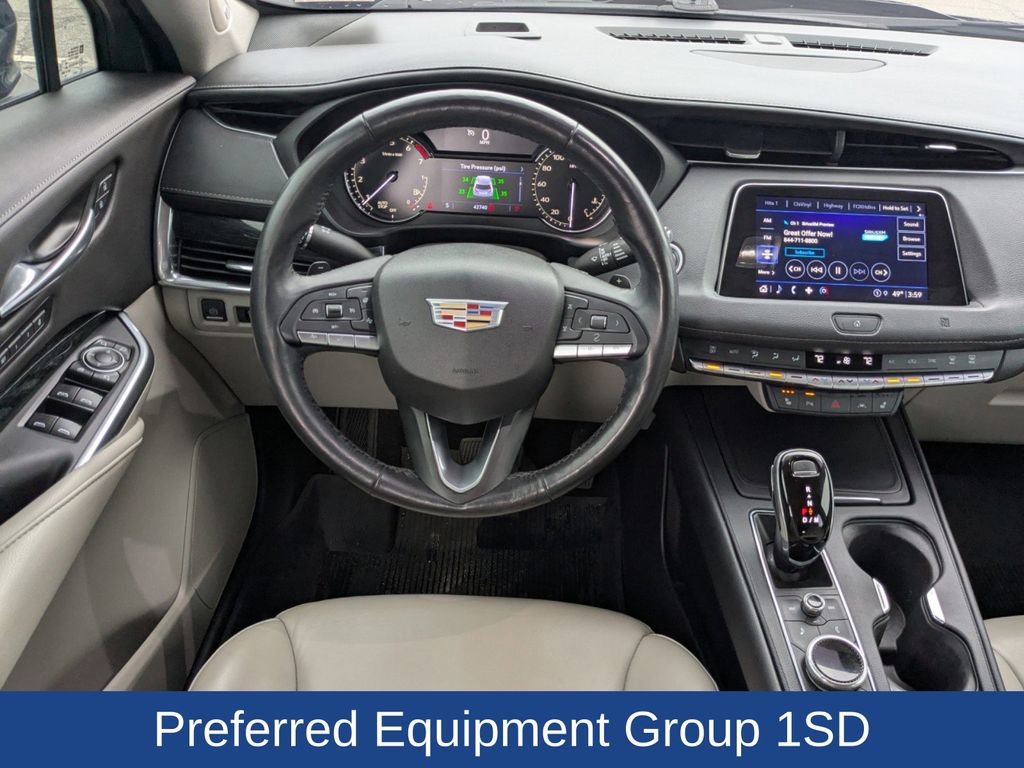 Used 2021 Cadillac XT4 Premium Luxury w/ Cold Weather Package image 19