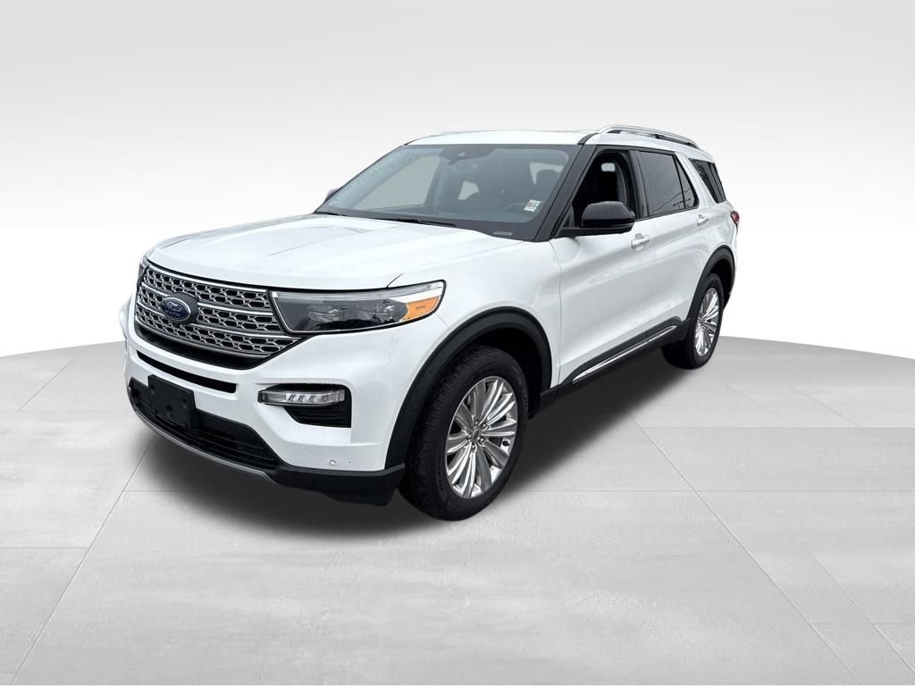 Certified 2022 Ford Explorer Limited w/ Hybrid Equipment Group 310A image 3