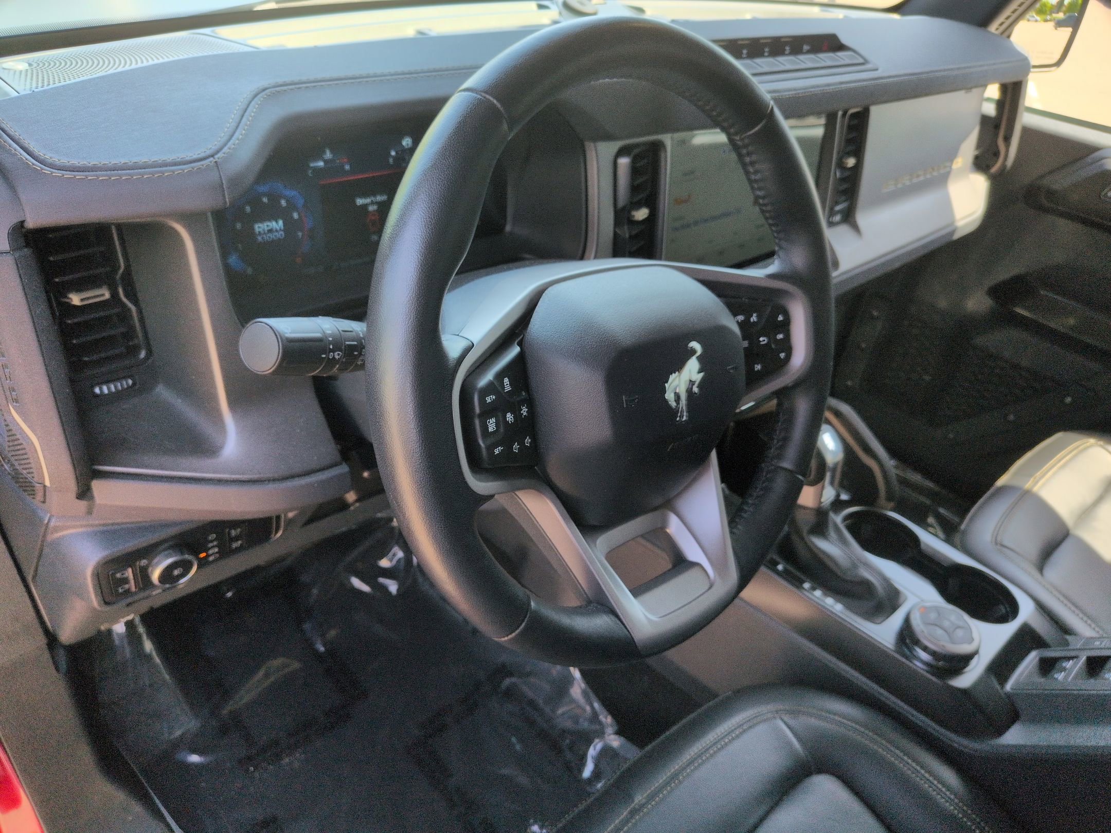 Certified 2025 Ford Bronco Badlands AWD/4WD image 17