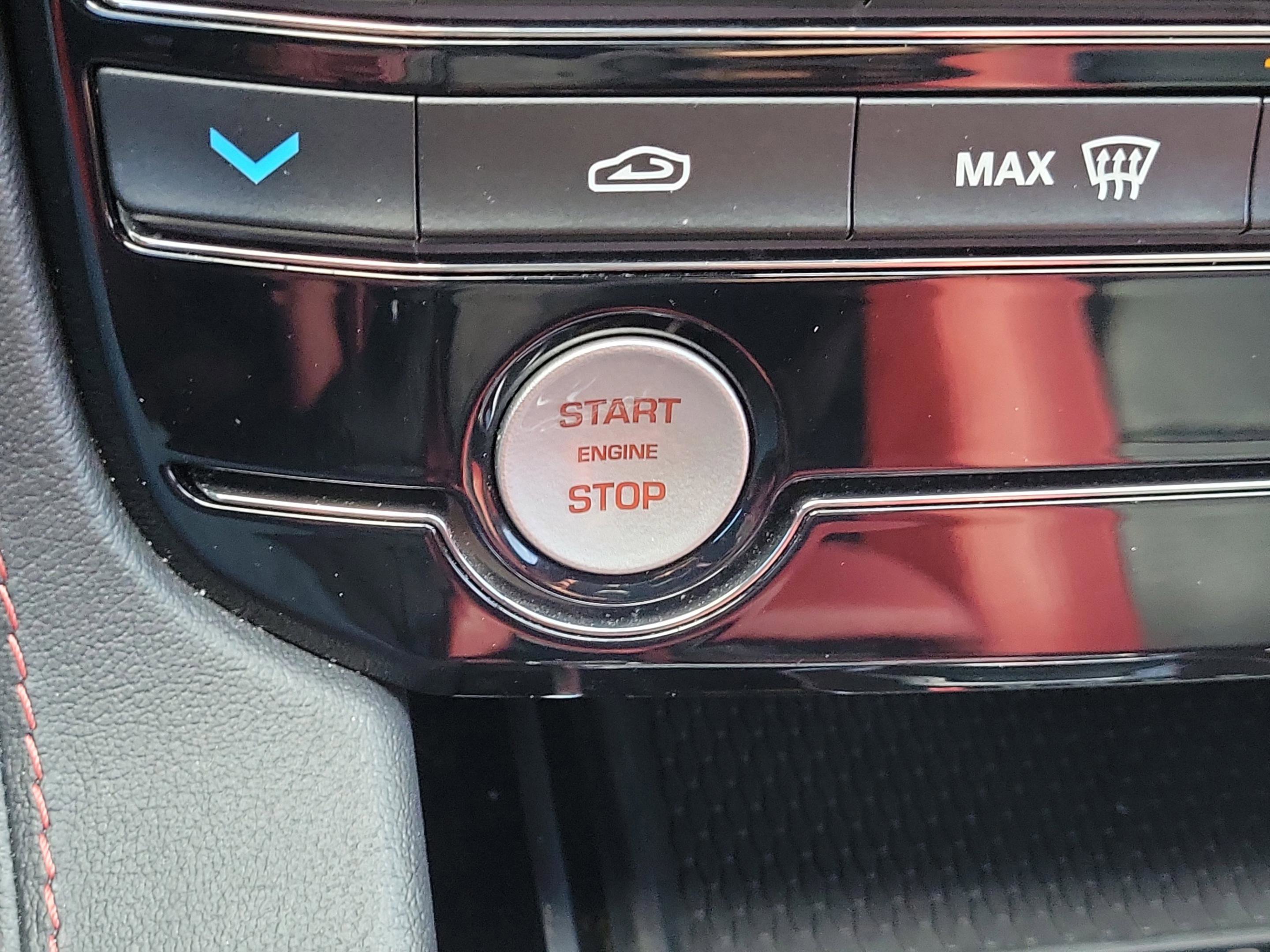 Used 2020 Jaguar F-PACE S AWD/4WD image 36