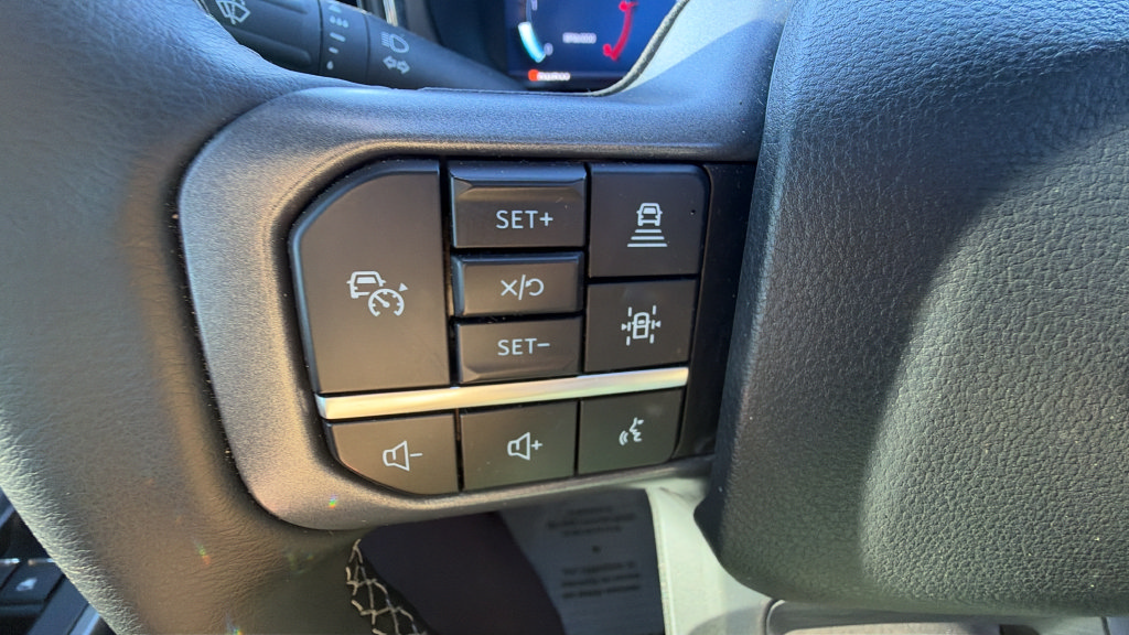 Certified 2025 Ford F250 Lariat w/ Lariat Ultimate Package AWD/4WD image 27