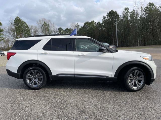 Certified 2023 Ford Explorer XLT w/ Equipment Group 202A image 6